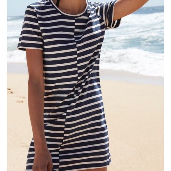 Everlane Medium M Navy Blue White The Beach Tee Dress Staggered Stripe Crew Neck - Picture 9 of 10
